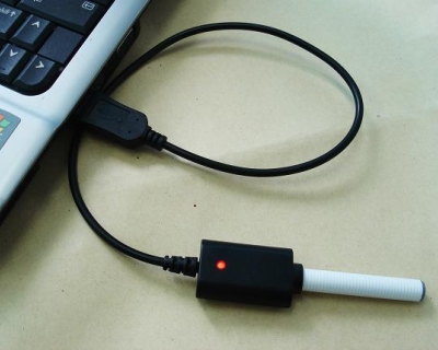 Comprar Cargador USB para E-Cigarette 808 al mayor